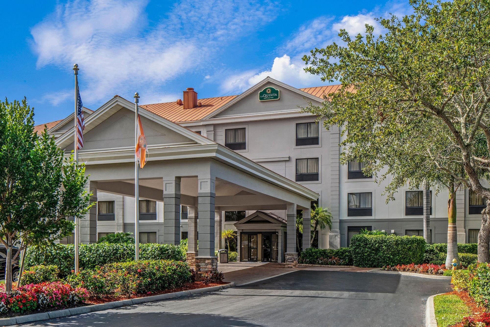 La Quinta By Wyndham Bonita Springs Naples North Otel Dış mekan fotoğraf