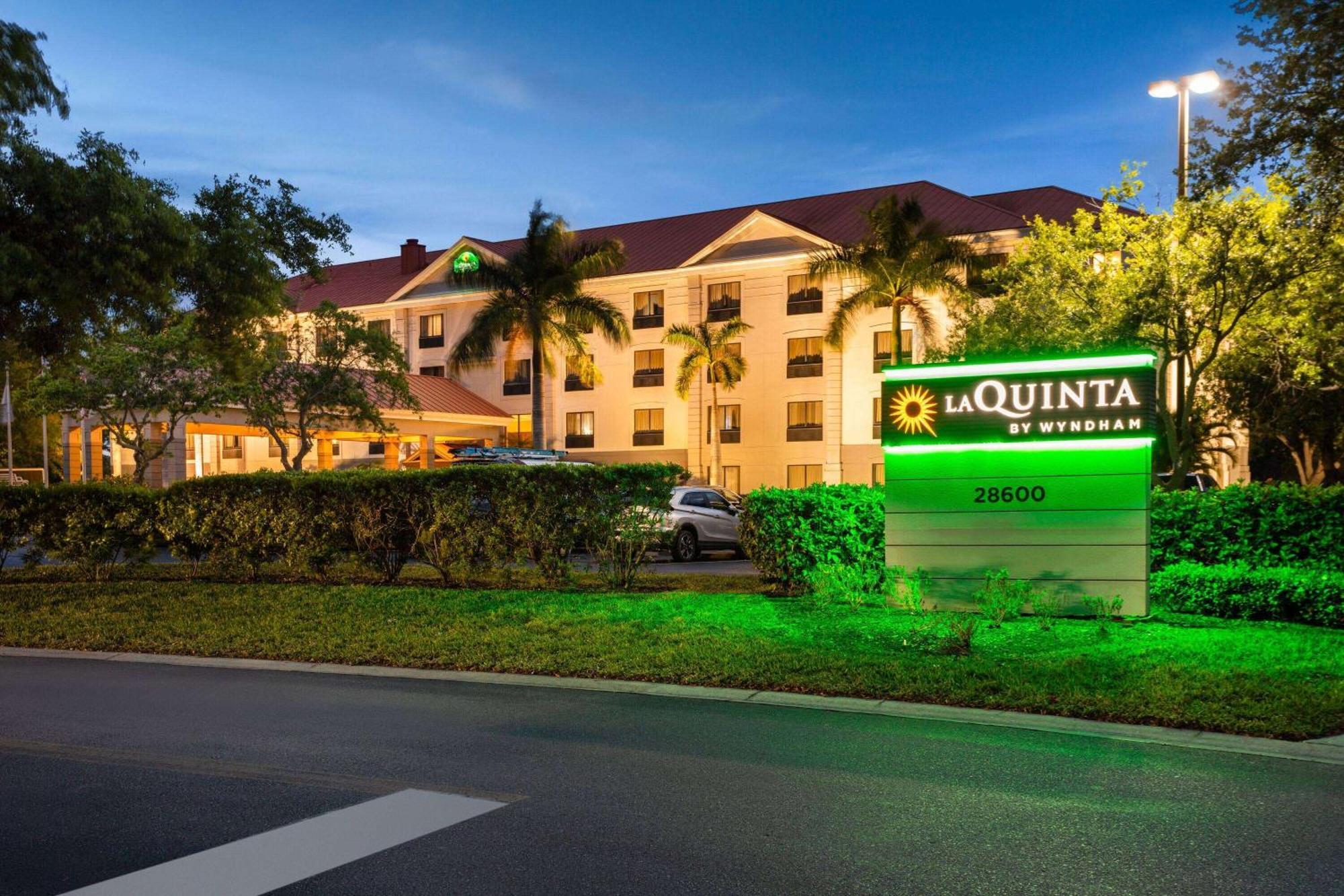 La Quinta By Wyndham Bonita Springs Naples North Otel Dış mekan fotoğraf