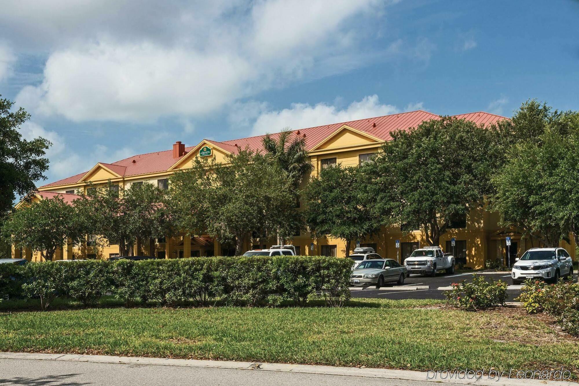 La Quinta By Wyndham Bonita Springs Naples North Otel Dış mekan fotoğraf